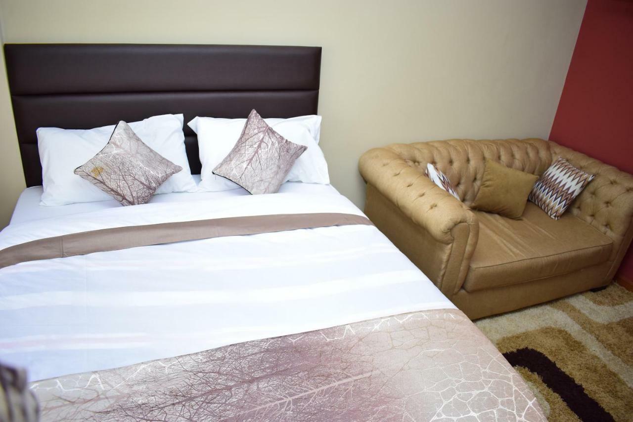 West Suites Nairobi Luaran gambar